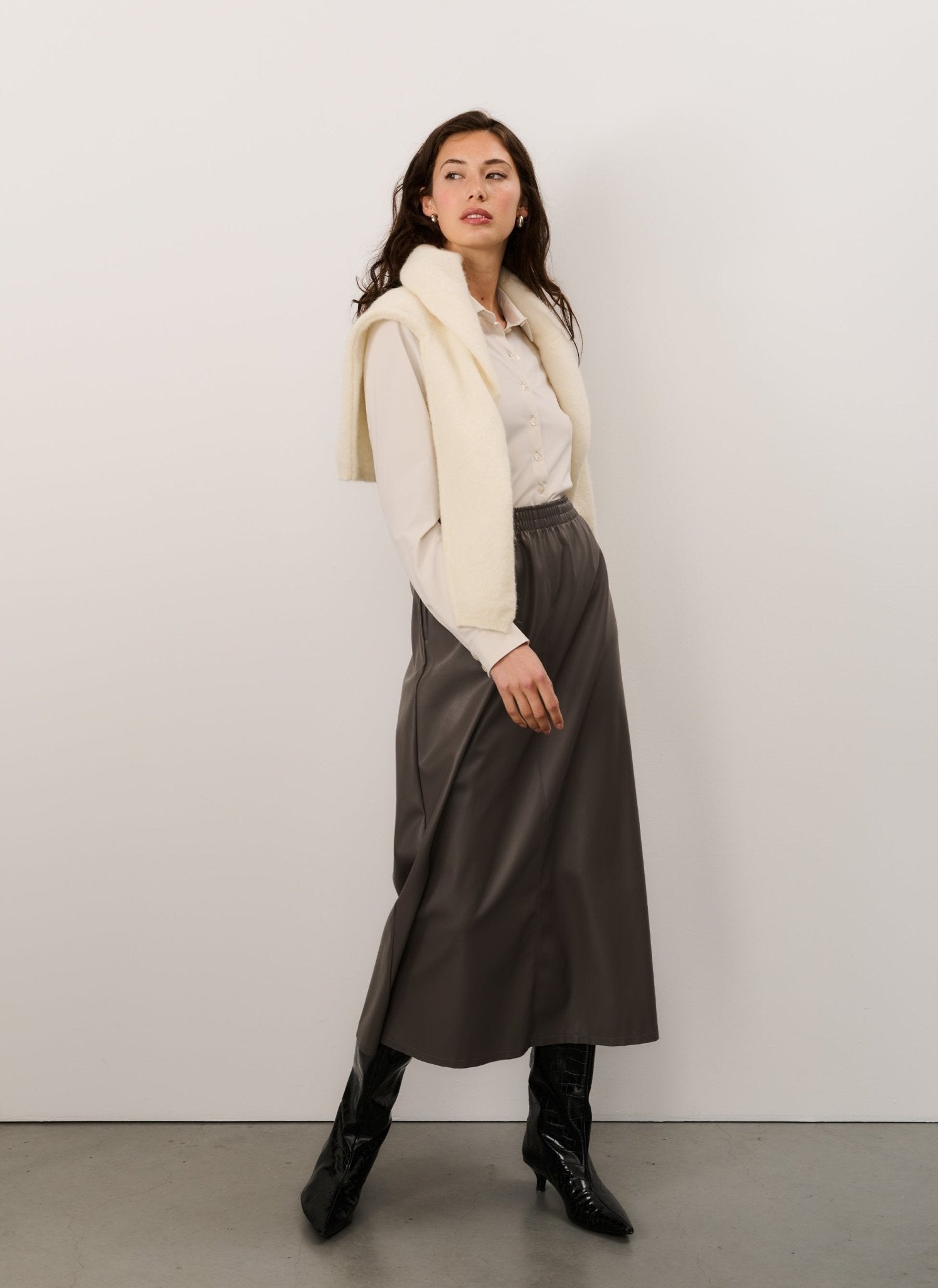 Skirt | Vegan Leather | Konomi | Dark Grey | Japan TKY – JapanTKY