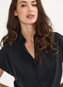 Top | Light Travel | Kera | Deep Black