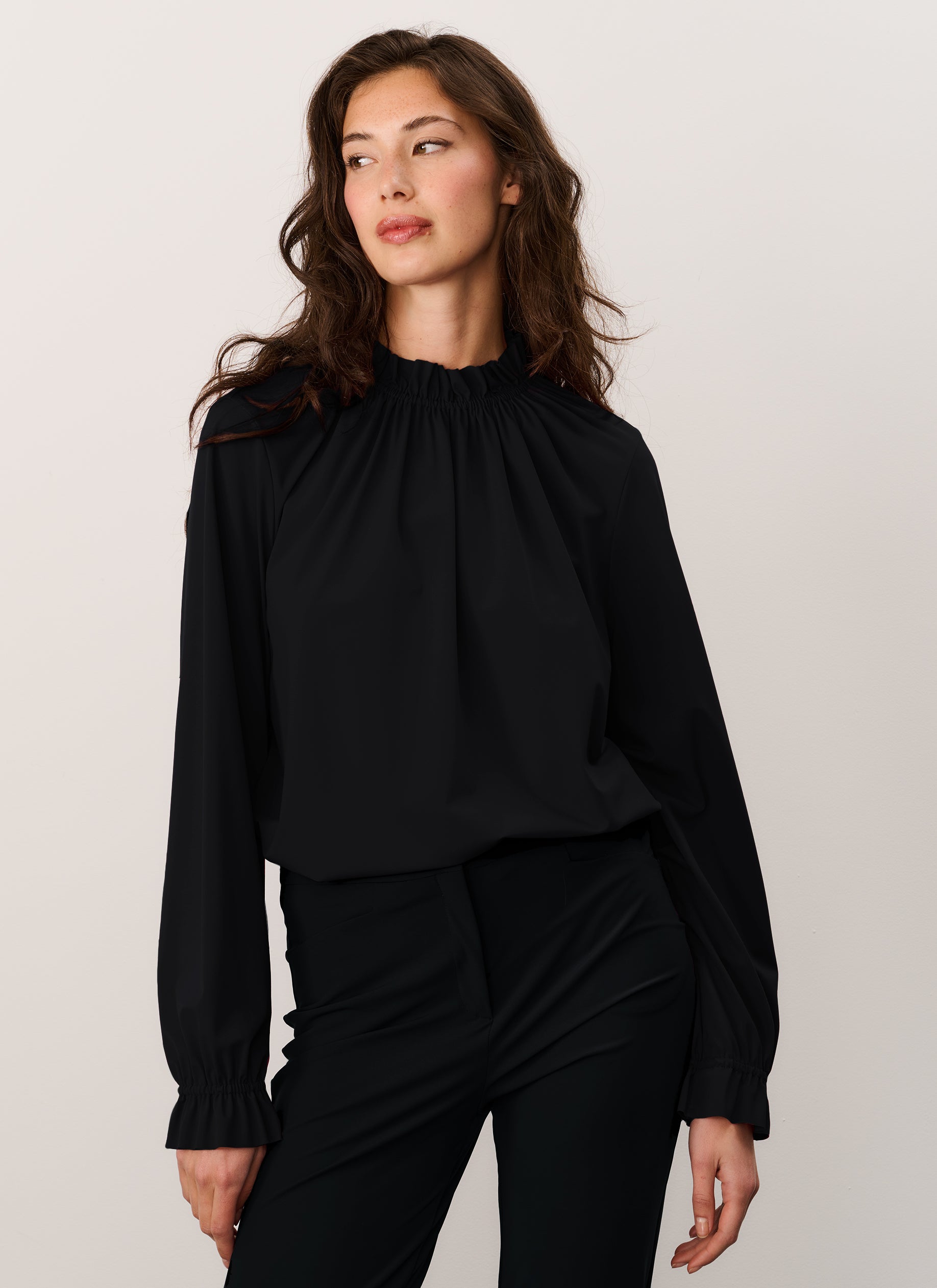 Blouse | Soft Travel | Mukawa | Deep Black