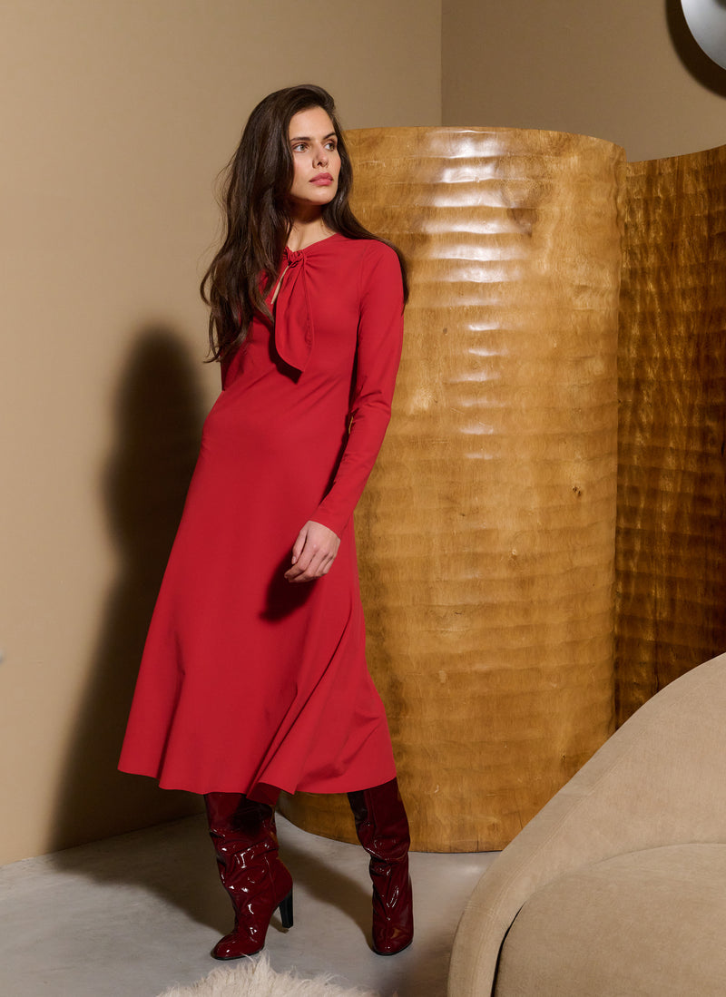 Kleid | Regular Travel | Yoichi | Scarlett Red