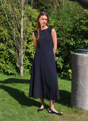 Dress | Regular Travel | Tami | Deep Black