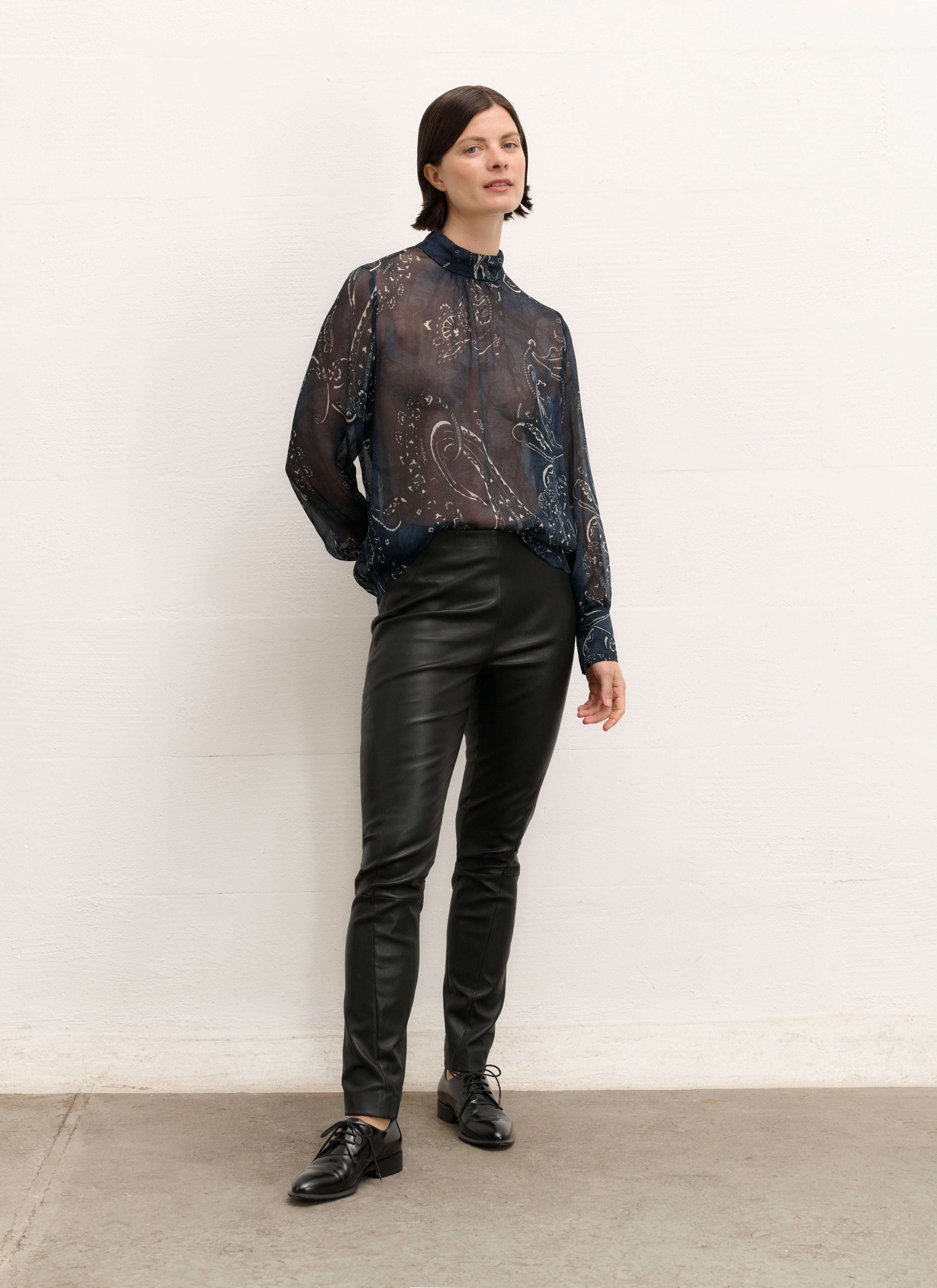 Blouse | Viscose Crepe | Kirika – JapanTKY