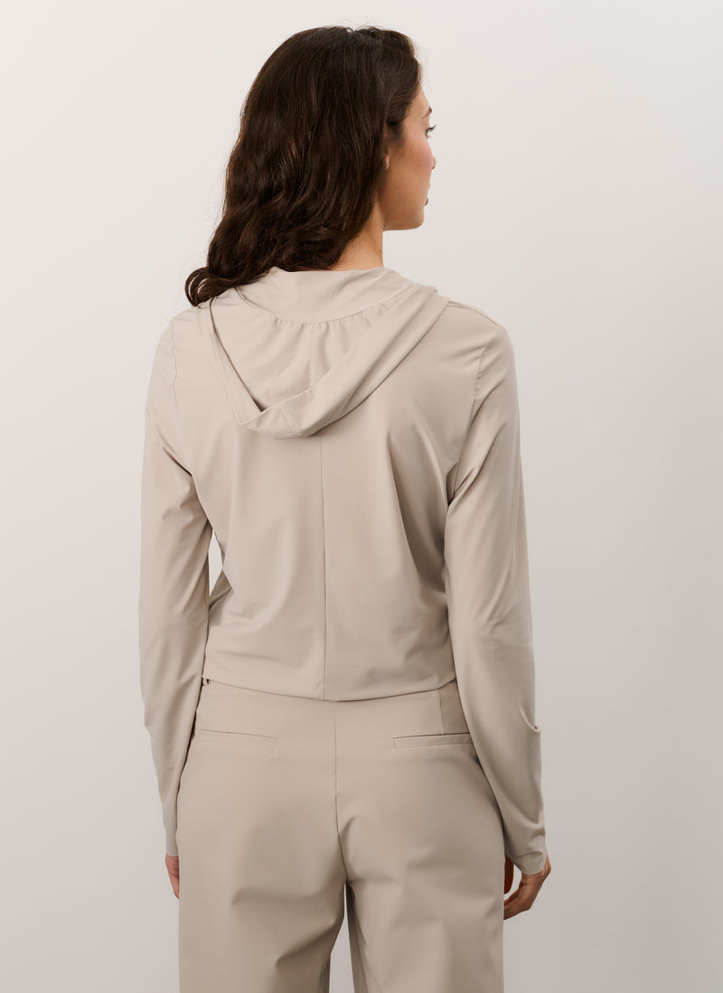 Top | Light Travel | Hoki | Sand