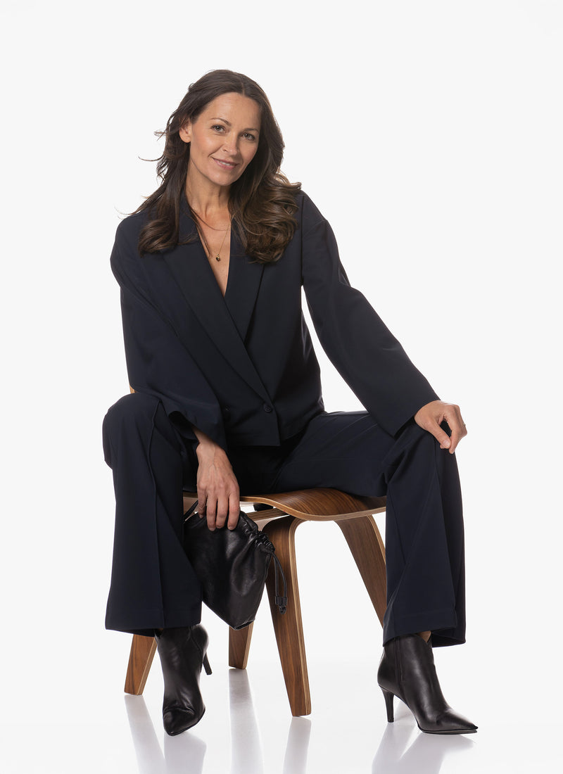 Blazer | Bonded Travel | Airi | Black-Blue